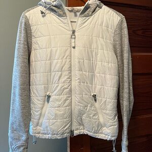 Athleta White and Gray Quilted Puffer Jacket with High Collar